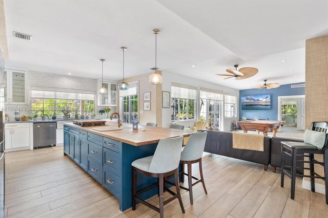 9636 NE 5th Ave Rd, Miami Shores, FL 33138