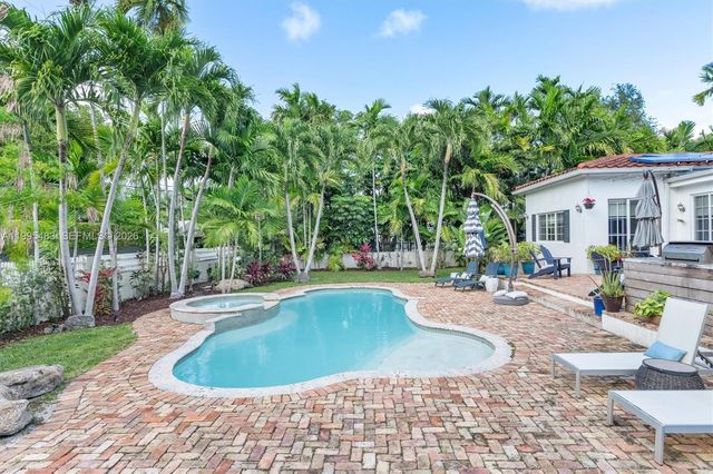 9636 NE 5th Ave Rd, Miami Shores, FL 33138