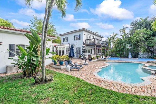 9636 NE 5th Ave Rd, Miami Shores, FL 33138