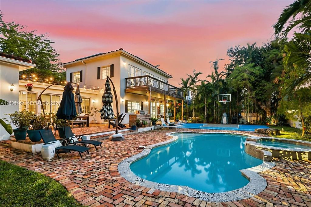 9636 NE 5th Ave Rd, Miami Shores, FL 33138