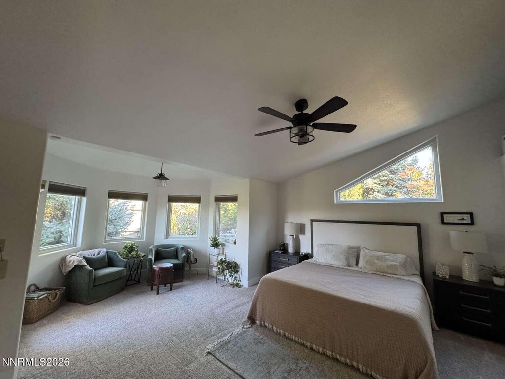 Image 21 of property listing at 1547 Kestrel Court, Reno, NV 89509