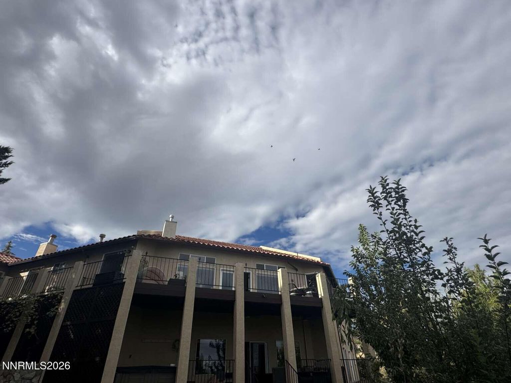 Image 3 of property listing at 1547 Kestrel Court, Reno, NV 89509