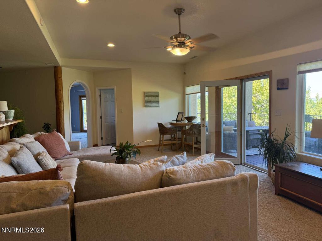 Image 31 of property listing at 1547 Kestrel Court, Reno, NV 89509