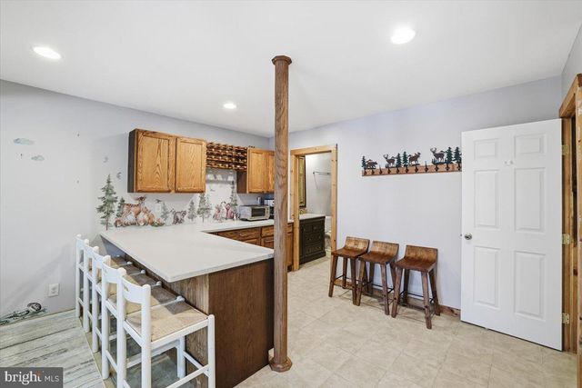 208 SYCAMORE CT, Tannersville, PA 18372