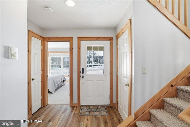 208 SYCAMORE CT, Tannersville, PA 18372