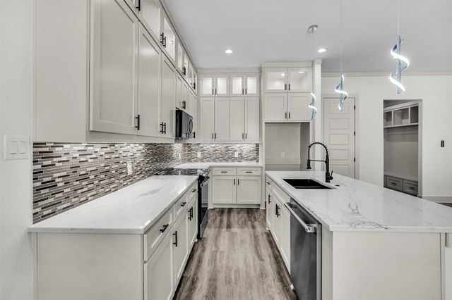 715 E Jefferson Street, Waxahachie, TX 75165