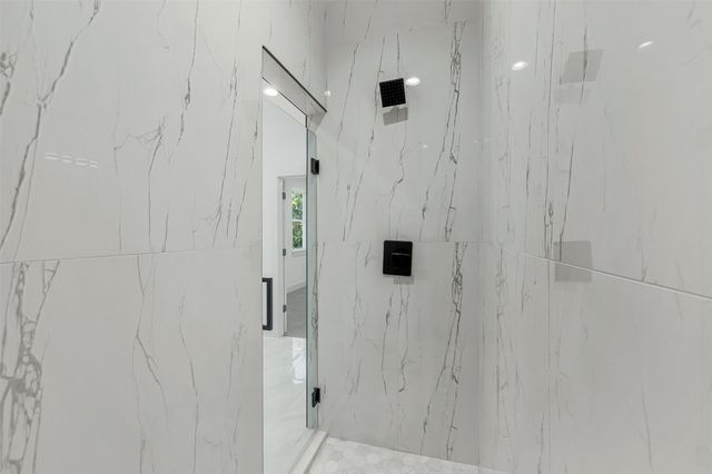 715 E Jefferson Street, Waxahachie, TX 75165