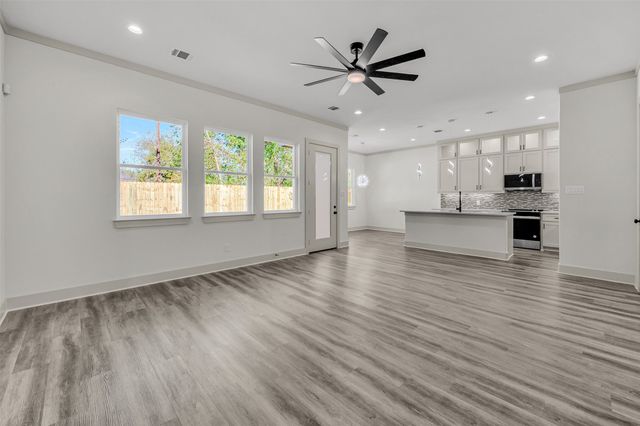 715 E Jefferson Street, Waxahachie, TX 75165