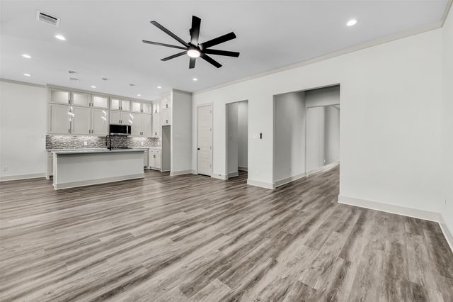 715 E Jefferson Street, Waxahachie, TX 75165