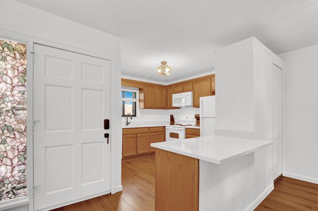 1551 NE 13th Terrace A9, Jensen Beach, FL 34957