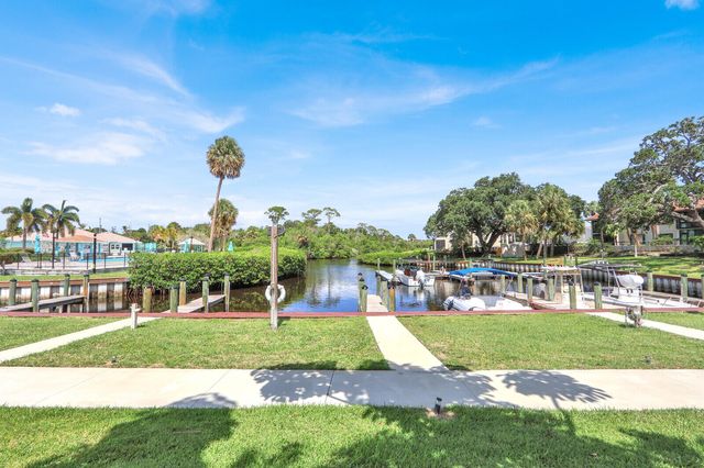 1551 NE 13th Terrace A9, Jensen Beach, FL 34957