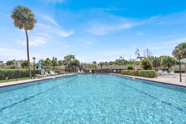 1551 NE 13th Terrace A9, Jensen Beach, FL 34957