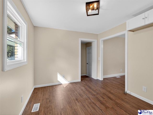 522 Winkys Drive, Lake City, SC 29560