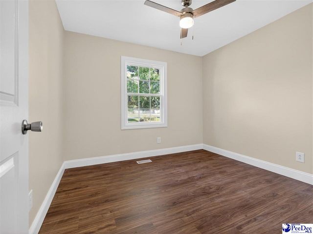 522 Winkys Drive, Lake City, SC 29560