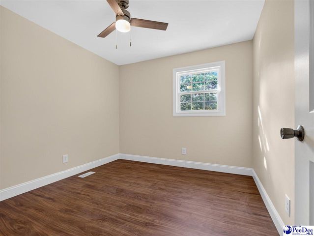 522 Winkys Drive, Lake City, SC 29560