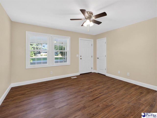 522 Winkys Drive, Lake City, SC 29560