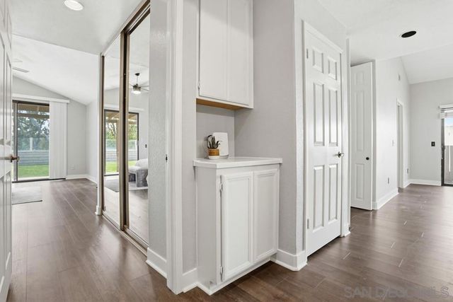 11753 Avenida Sivrita, San Diego, CA 92128