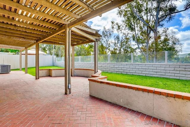 11753 Avenida Sivrita, San Diego, CA 92128