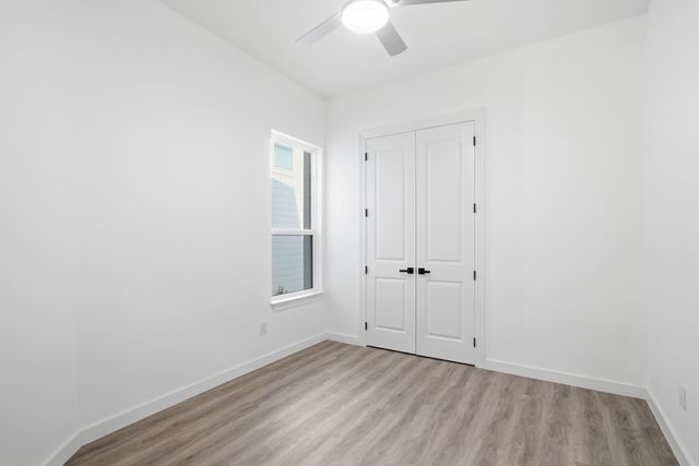 111 Capetown Way, Conroe, TX 77356