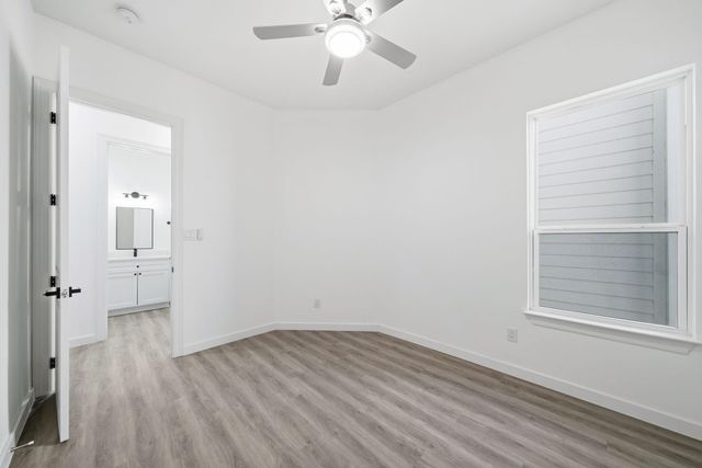 111 Capetown Way, Conroe, TX 77356