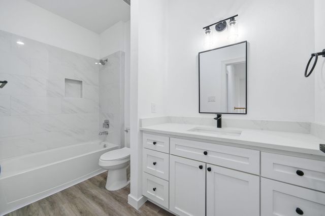 111 Capetown Way, Conroe, TX 77356