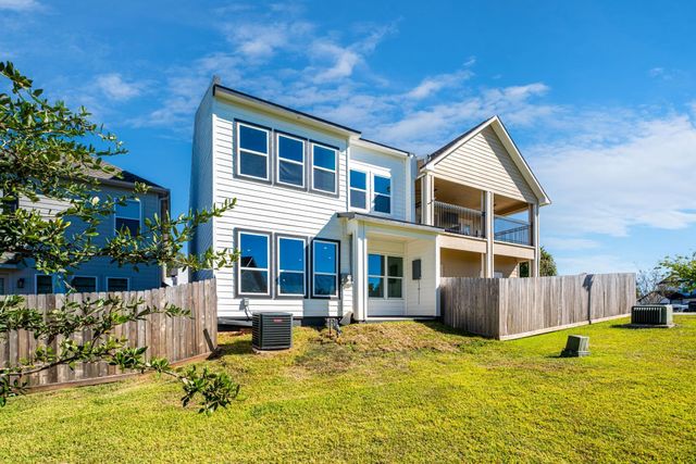 111 Capetown Way, Conroe, TX 77356