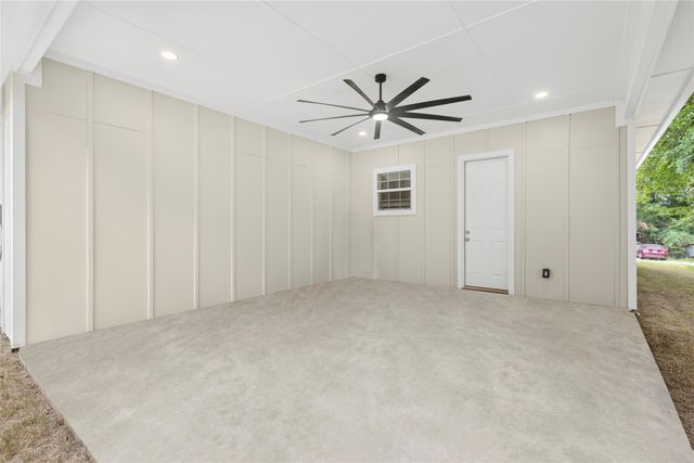 613 S 5th Street, Bonham, TX 75418