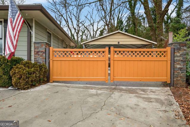 1500 Waltham Place SE, Atlanta, GA 30316