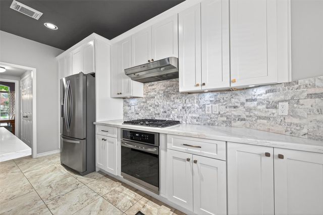 17407 Longs Peek Ct, Tomball, TX 77377