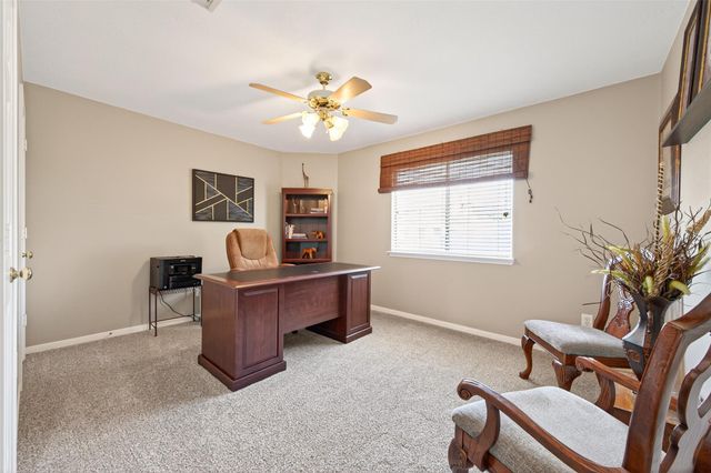 17407 Longs Peek Ct, Tomball, TX 77377