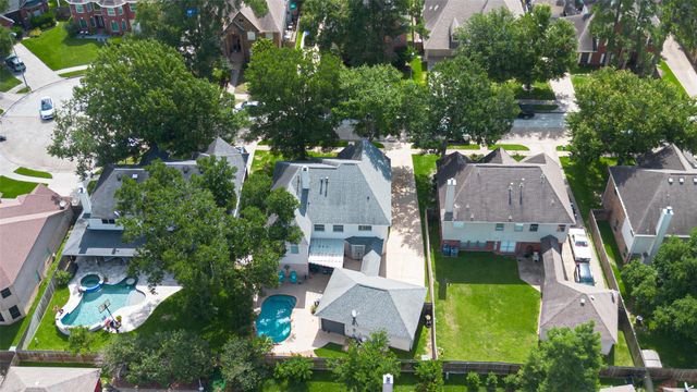 17407 Longs Peek Ct, Tomball, TX 77377