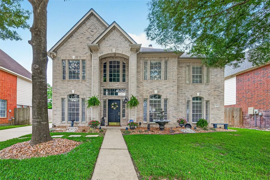 17407 Longs Peek Ct, Tomball, TX 77377