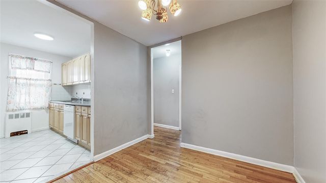 1561 Central Park Ave I2, Yonkers, NY 10710