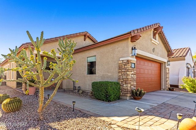 347 W Calle Del Estribo, Sahuarita, AZ 85629