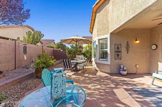 347 W Calle Del Estribo, Sahuarita, AZ 85629
