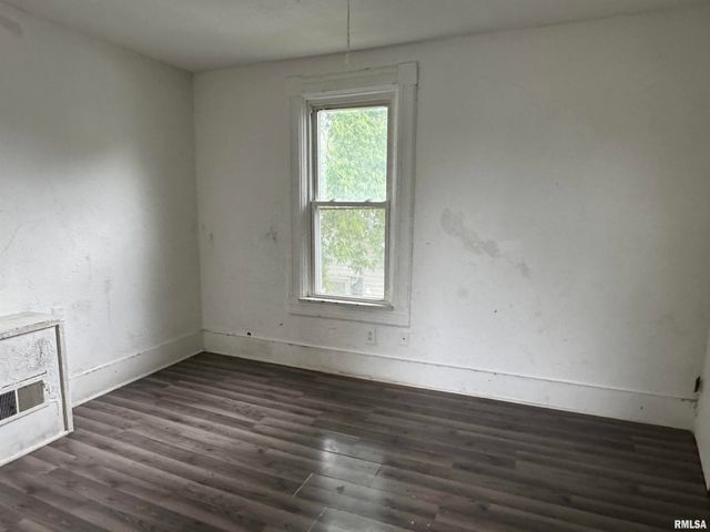 1009 W SMITH Street, Peoria, IL 61605
