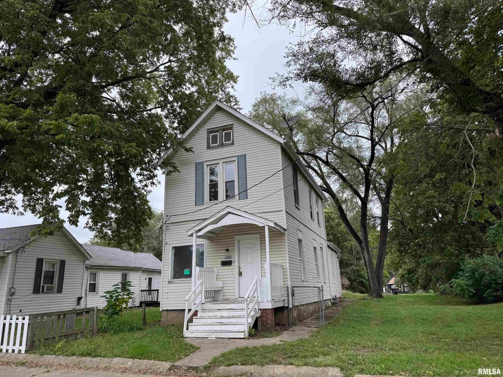 1009 W SMITH Street, Peoria, IL 61605