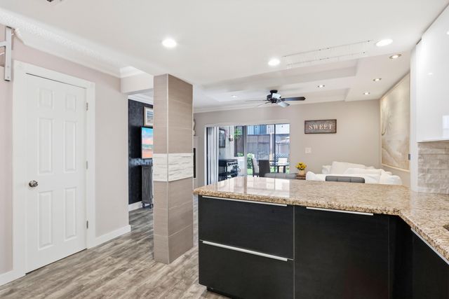 721 SE 1st Way C11, Deerfield Beach, FL 33441