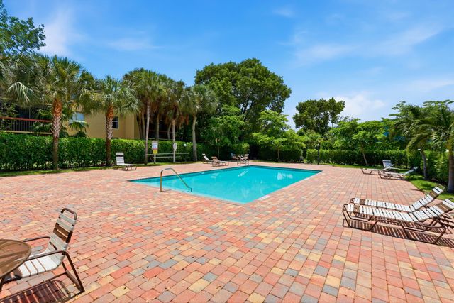 721 SE 1st Way C11, Deerfield Beach, FL 33441