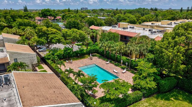 721 SE 1st Way C11, Deerfield Beach, FL 33441