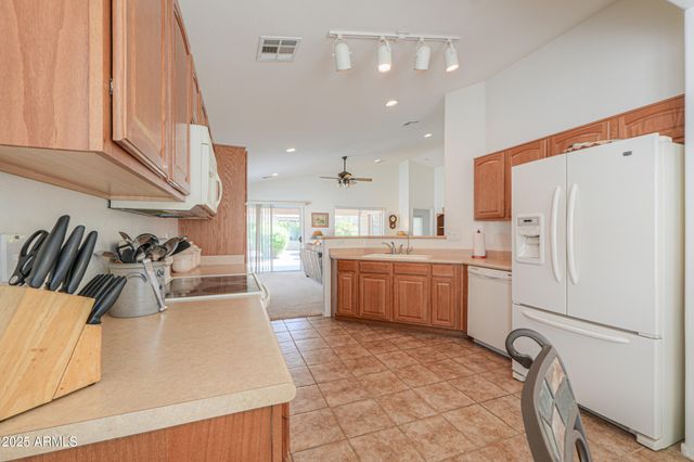 2415 E ANTIGUA Drive, Casa Grande, AZ 85194