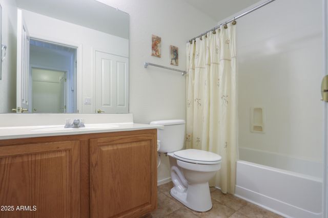 2415 E ANTIGUA Drive, Casa Grande, AZ 85194