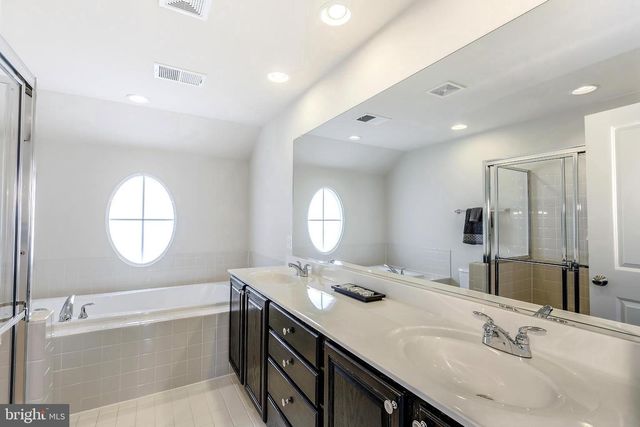 23417 GARDENWALK DR, Ashburn, VA 20148