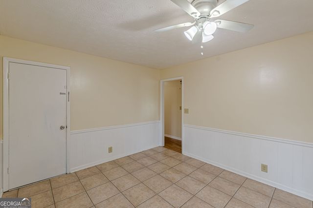 828 Sheppard Way, Stone Mountain, GA 30083