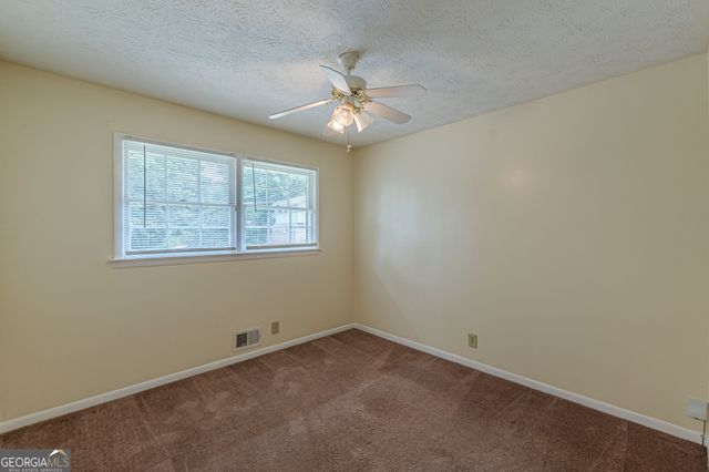 828 Sheppard Way, Stone Mountain, GA 30083