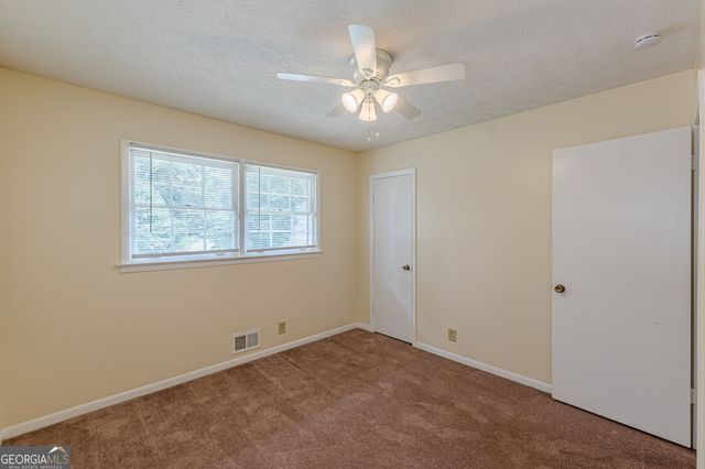 828 Sheppard Way, Stone Mountain, GA 30083