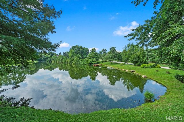 1841 Newburyport Road, Chesterfield, MO 63005