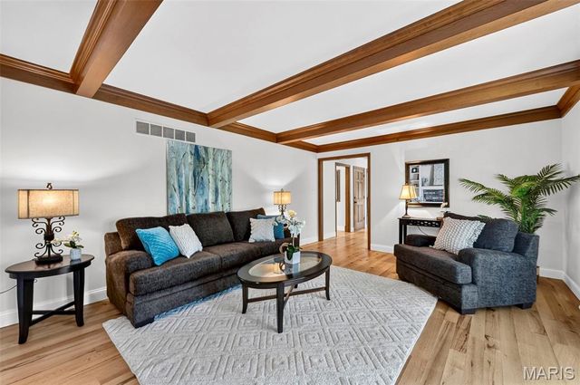 1841 Newburyport Road, Chesterfield, MO 63005