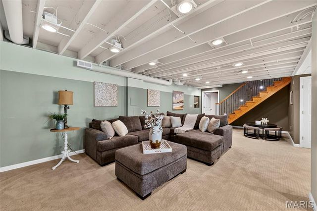 1841 Newburyport Road, Chesterfield, MO 63005
