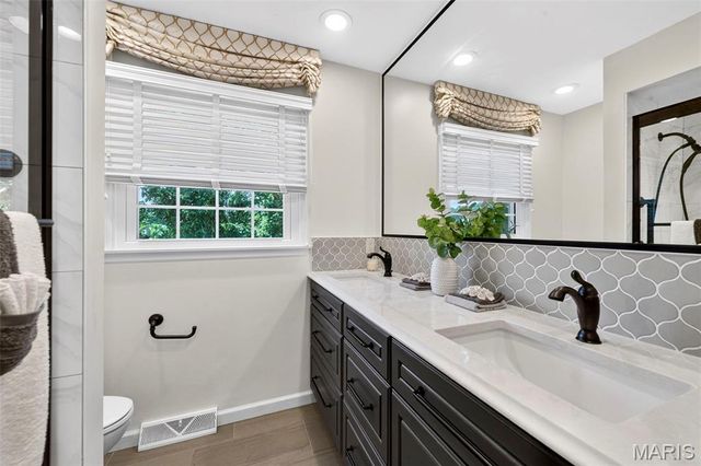 1841 Newburyport Road, Chesterfield, MO 63005